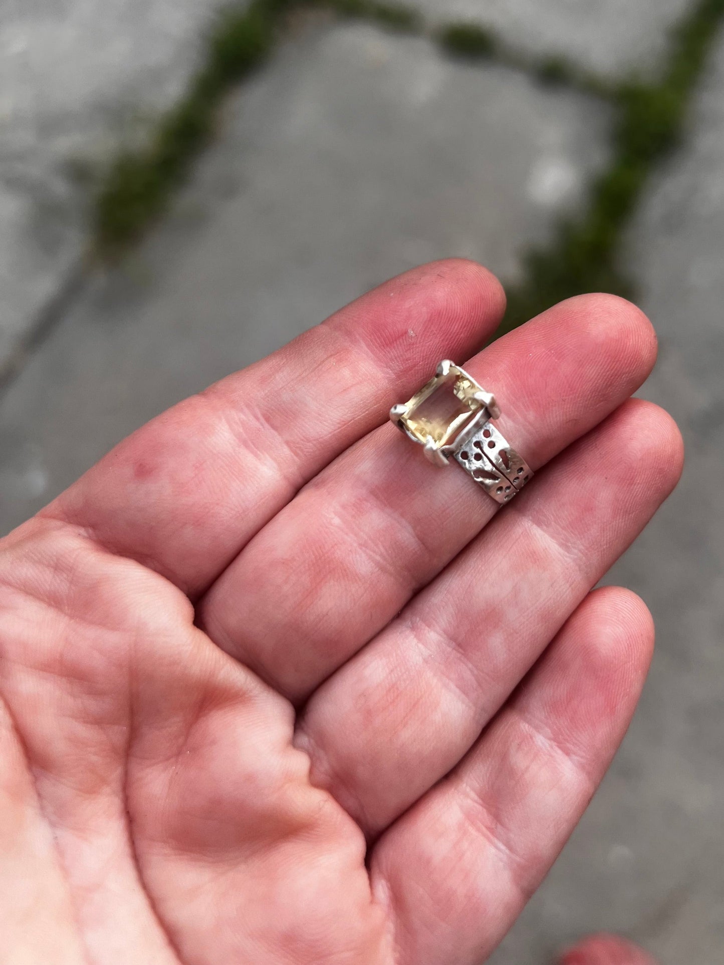 Scandinavian Ring with Champagne Topaz
