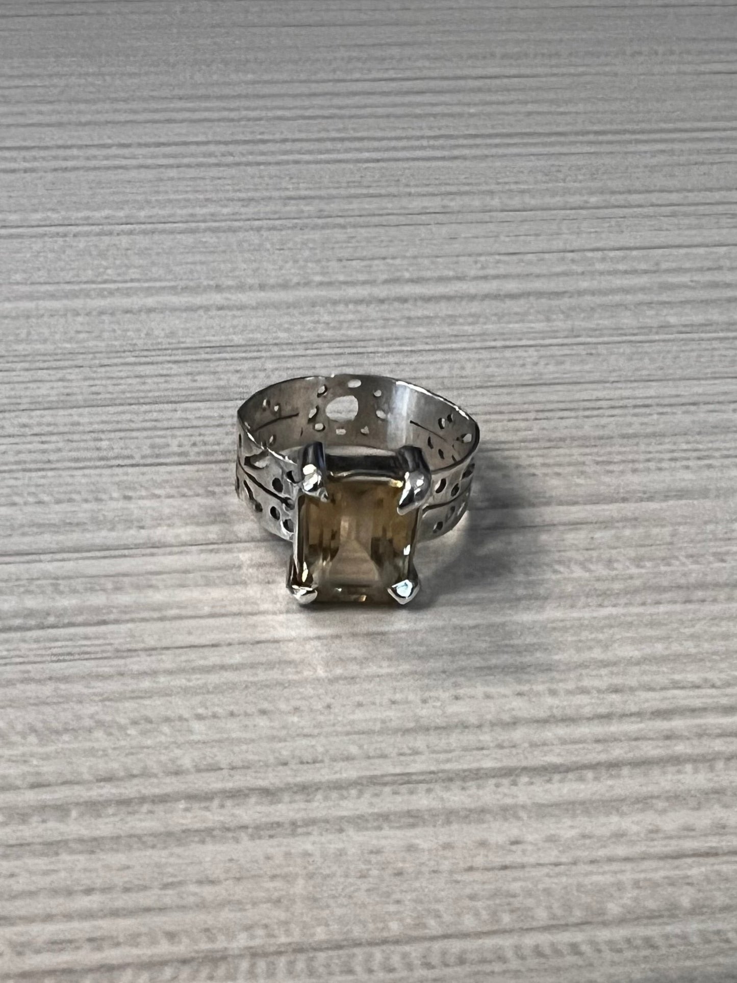 Scandinavian Ring with Champagne Topaz